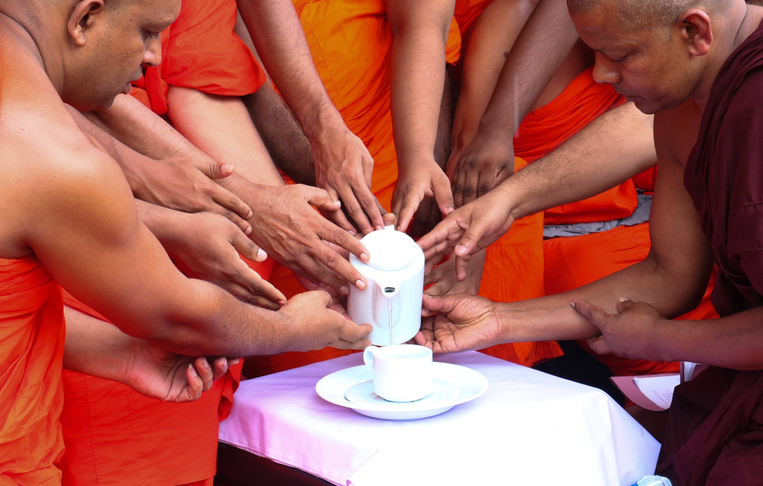 අපවත් වී වදාළ මහා විහාර වංශික ස්‍යාමෝපාලි මහා නිකායේ අස්ගිරි පාර්ශ්වයේ ජ්‍යෙෂ්ඨ කාරක සංඝසභික මහනුවර නාථ දේවාල විහාරාධිපති උපාධ්‍යාය දුරන්දර, ගෞරවාර්හ ගොමගොඩ ශ්‍රී රතනසාර නාහිමිපාණන් වහන්සේගේ ආදාහන පූජෝත්සවය